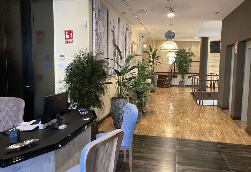 هتل Ar Isabel De Farnesio