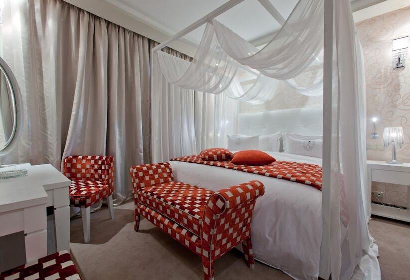 هتل Art Palace Suites & Spa