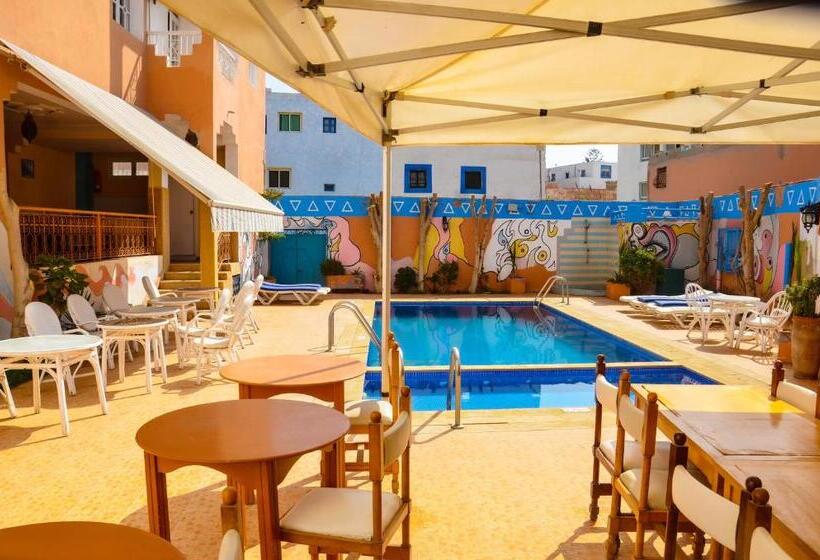 ホテル Auberge Du Littoral