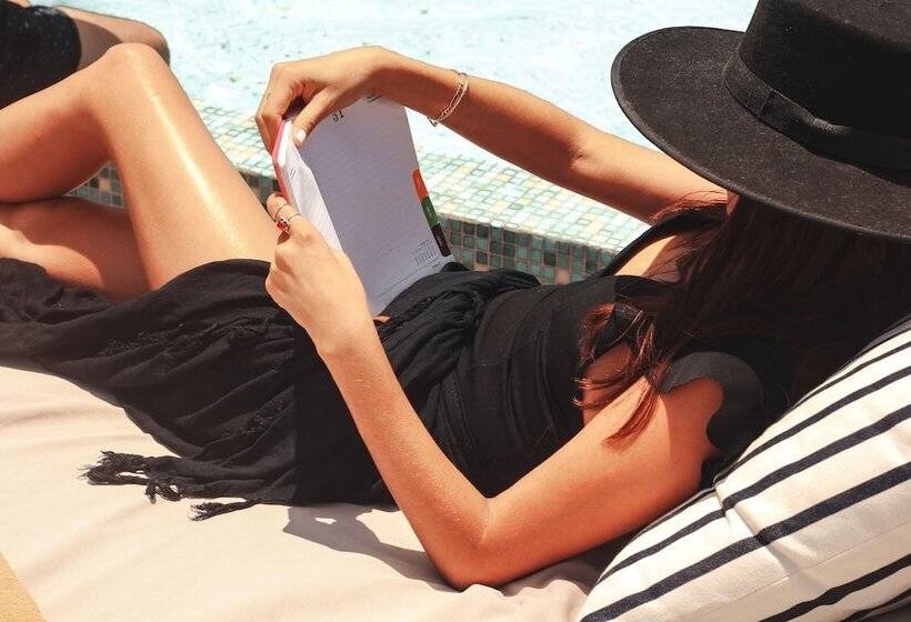 Be Playa Hotel Boutique & Rooftop Bar