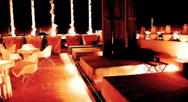 Be Playa Hotel Boutique & Rooftop Bar