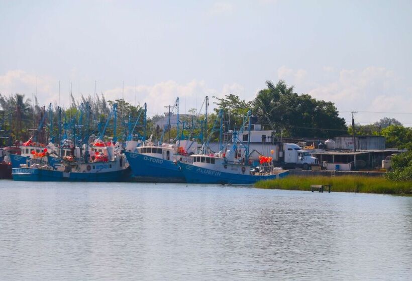 בית מלון כפרי Best Western Riviera Tuxpan