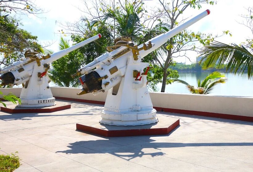 فندق Best Western Riviera Tuxpan