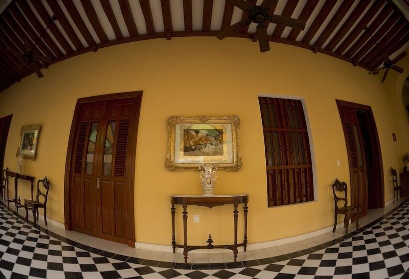 هتل Boutique Casa Don Gustavo, Campeche