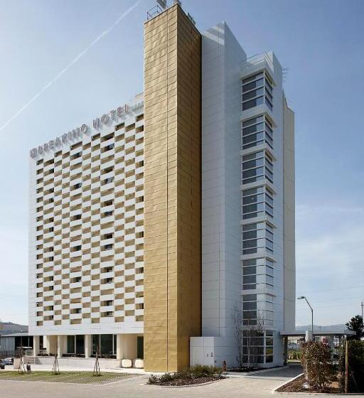 فندق Breaking Business