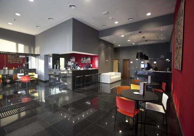 هتل Carris Marineda