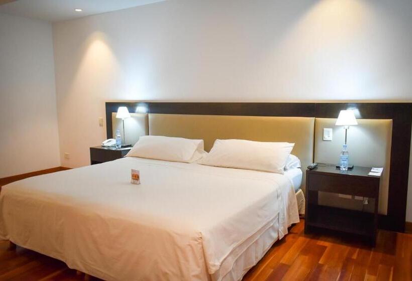 ホテル Casino Catamarca