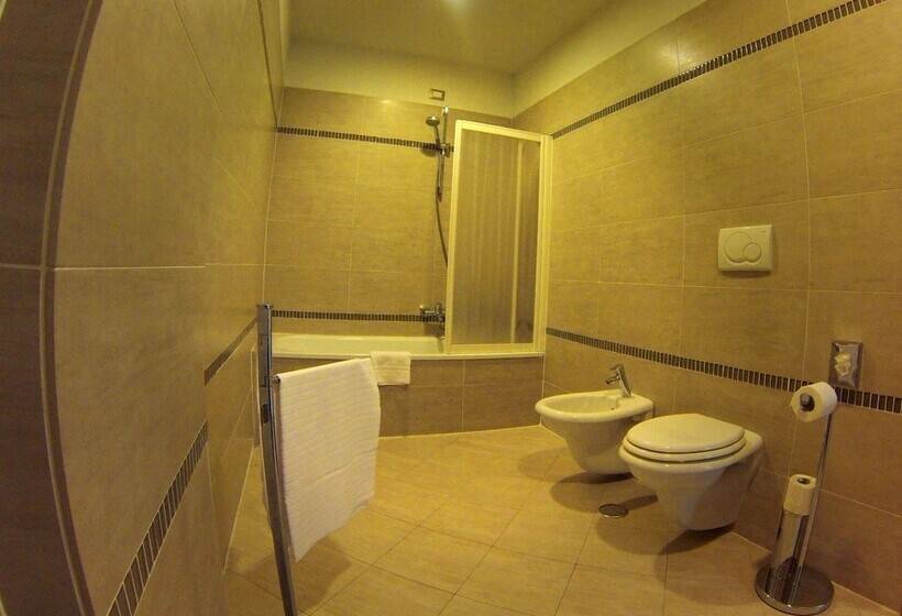 Отель Castelmartini Wellness & Business