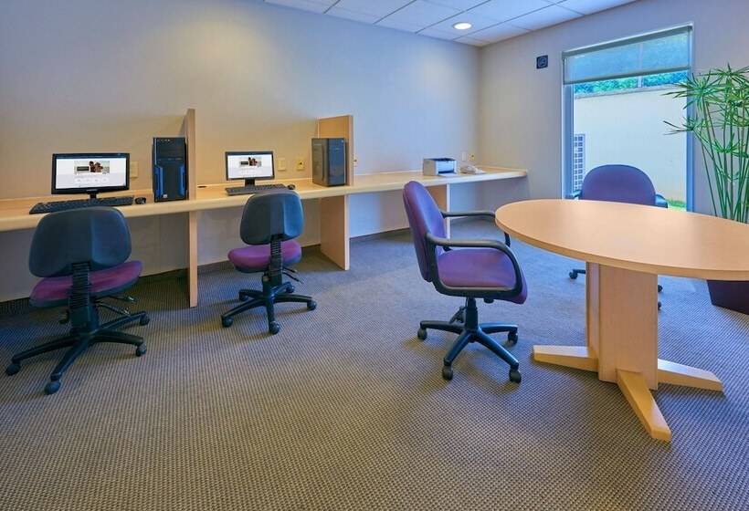 فندق City Express By Marriott Saltillo Sur