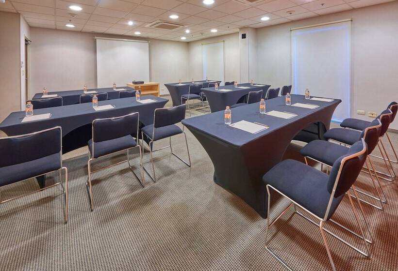 فندق City Express By Marriott Saltillo Sur