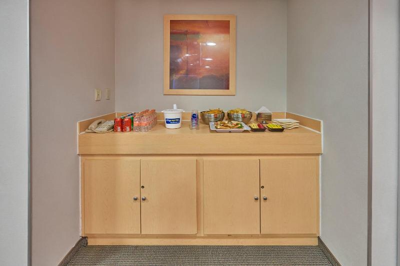 فندق City Express By Marriott Saltillo Sur