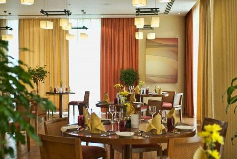 City Seasons Hotel & Suites Muscat