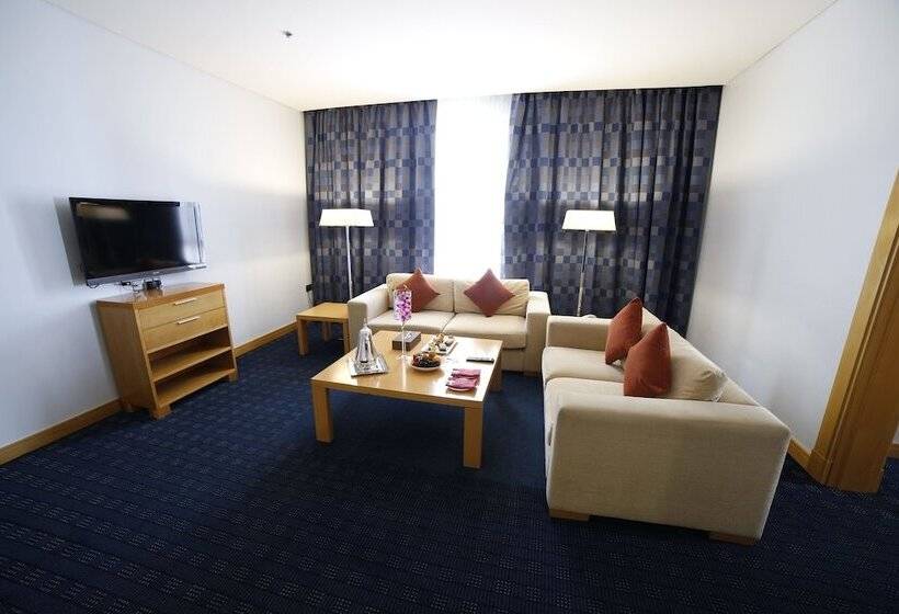 City Seasons Hotel & Suites Muscat