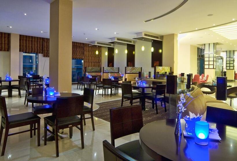 City Seasons Hotel & Suites Muscat
