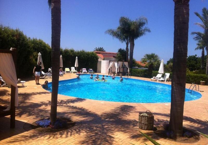 Отель Club La Costa Smeralda