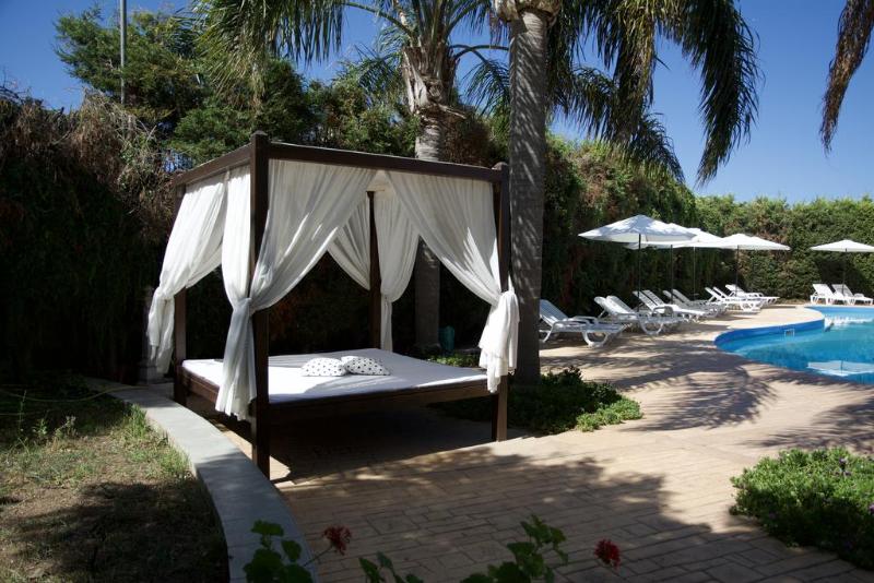 Отель Club La Costa Smeralda