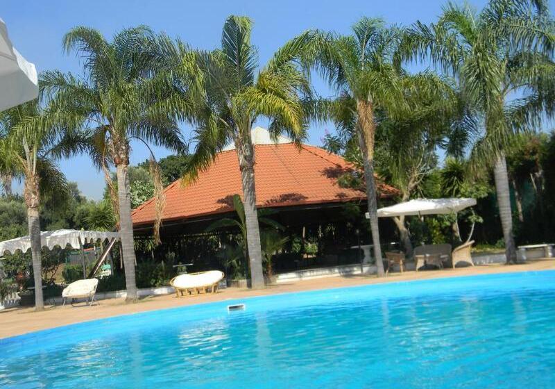 Отель Club La Costa Smeralda