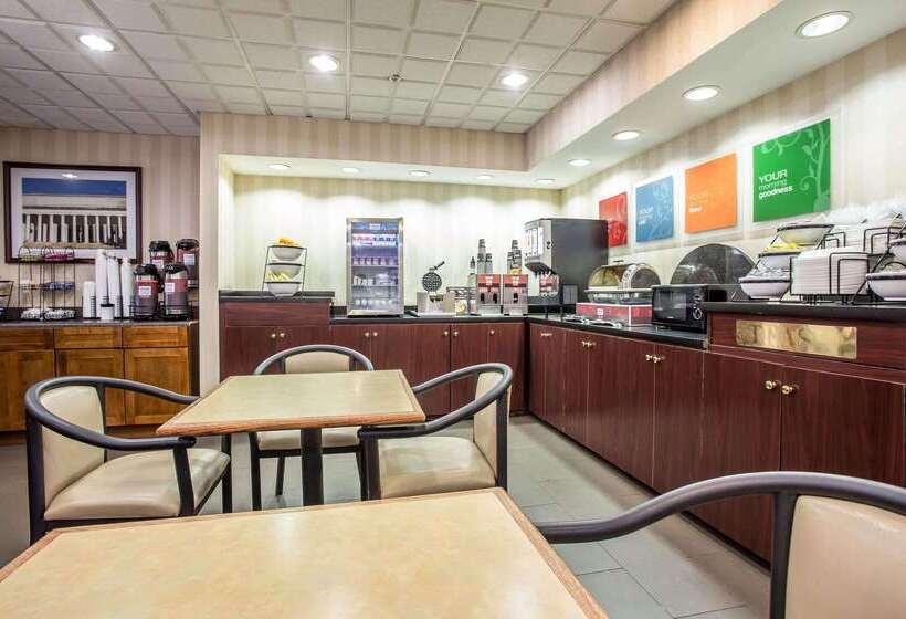 호텔 Comfort Inn & Suites Ft.jackson Maingate