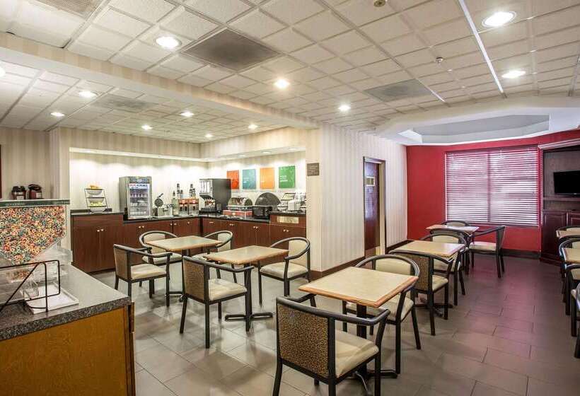 호텔 Comfort Inn & Suites Ft.jackson Maingate