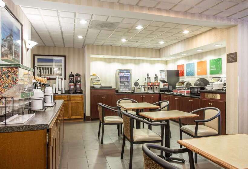 호텔 Comfort Inn & Suites Ft.jackson Maingate