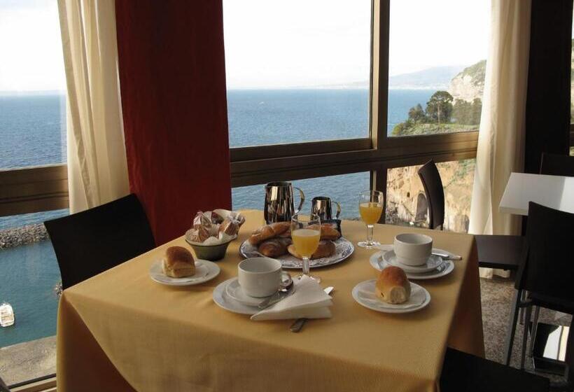 בית מלון כפרי Cosmomare