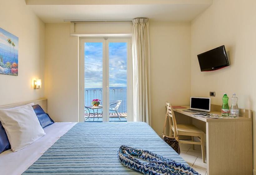 בית מלון כפרי Cosmomare