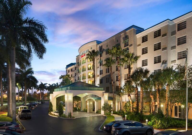 Отель Courtyard By Marriott Fort Lauderdale Airport & Cruise Port