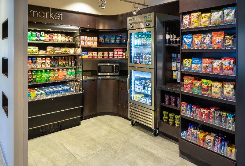 Отель Courtyard By Marriott Fort Lauderdale Airport & Cruise Port