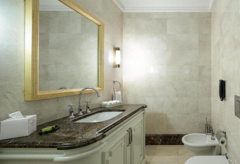 هتل Crowne Plaza Istanbul Asia, An Ihg