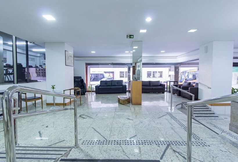 Отель Dan Inn Curitiba Centro 1,5km Do Estádio Couto Pereira Show