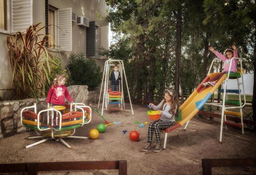 Отель De La Cañada Mina Clavero