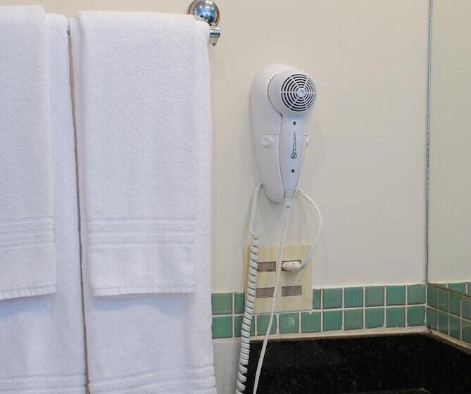 Отель Differential Flat