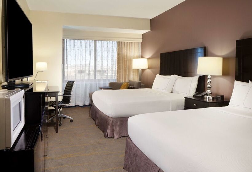 ホテル Doubletree By Hilton El Paso Downtown