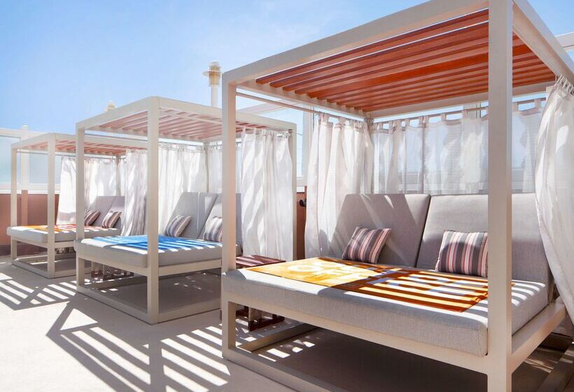 ホテル Doubletree By Hilton El Paso Downtown