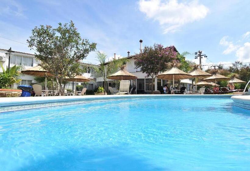 בית מלון כפרי El Cid