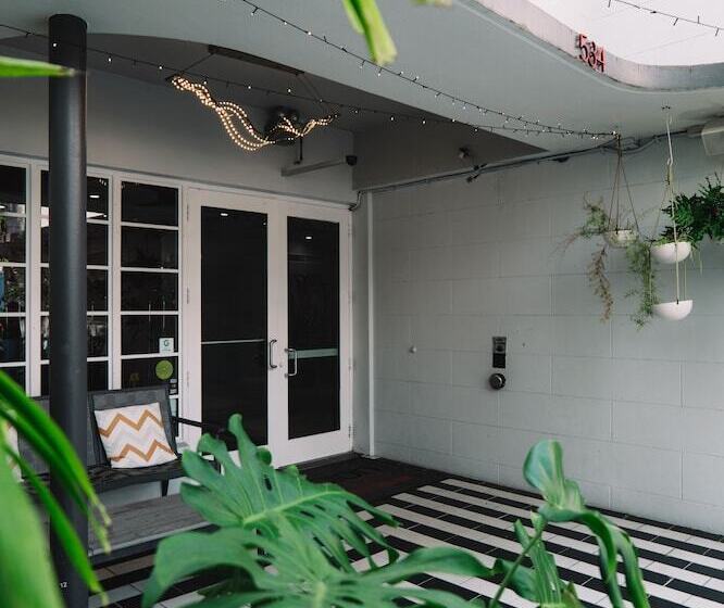 فندق The Cove By Renzzi