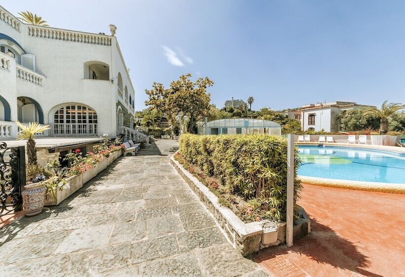 فندق Galidon Wellness Park & Spa