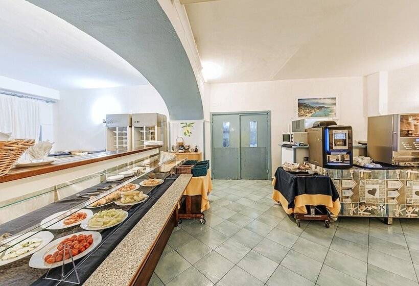 فندق Galidon Wellness Park & Spa