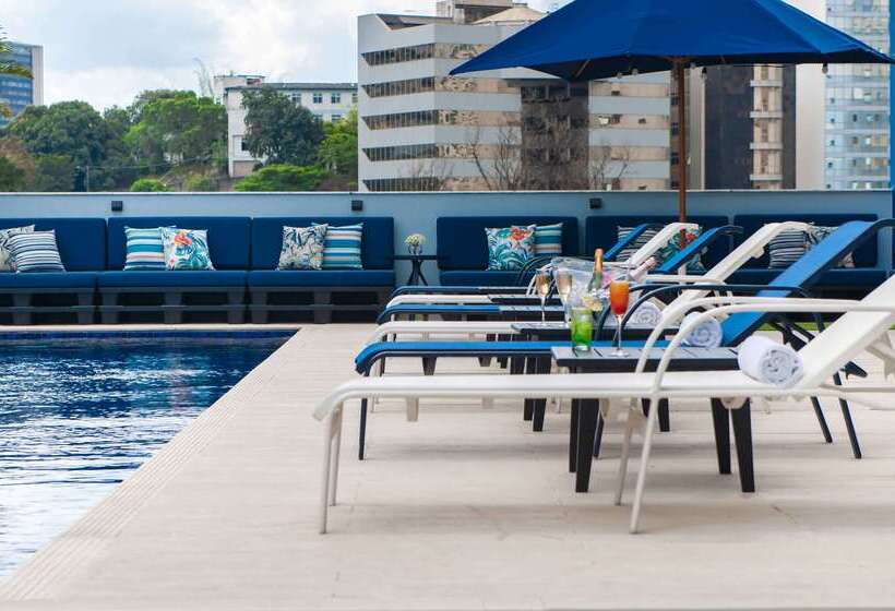 酒店 Golden Tulip Porto Vitoria