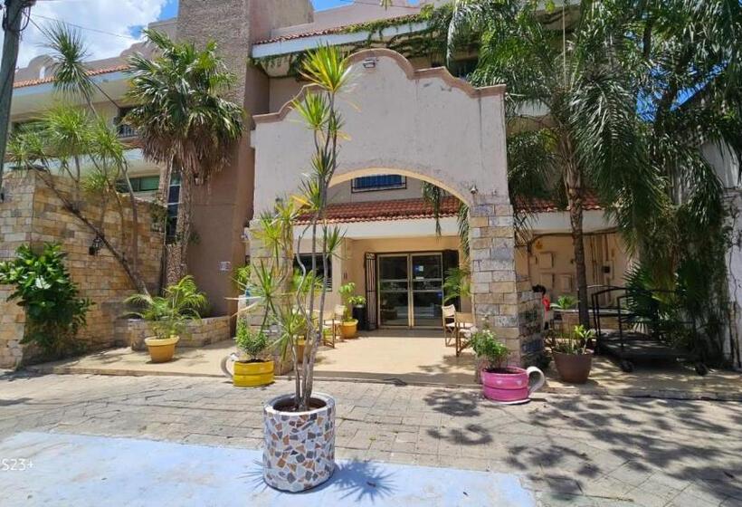 Grand Hotel Colonial Cancun