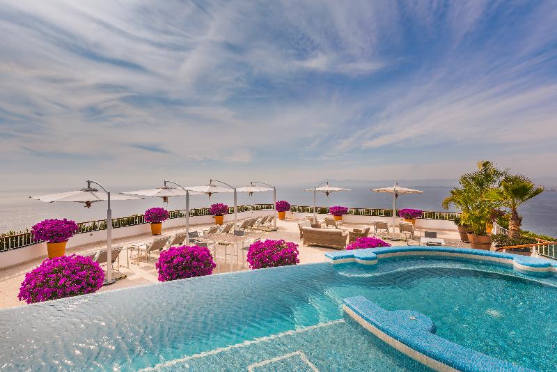 בית מלון כפרי Grand Miramar All Luxury Suites & Residences