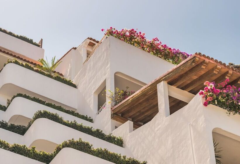 בית מלון כפרי Grand Miramar All Luxury Suites & Residences