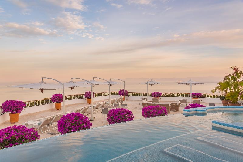 בית מלון כפרי Grand Miramar All Luxury Suites & Residences