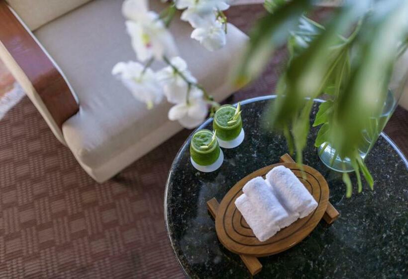 בית מלון כפרי Grand Miramar All Luxury Suites & Residences