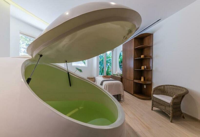 בית מלון כפרי Grand Miramar All Luxury Suites & Residences