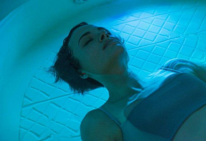 בית מלון כפרי Grand Miramar All Luxury Suites & Residences