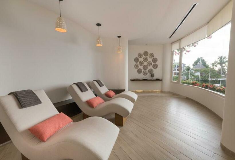 ホテル Grand Miramar All Luxury Suites & Residences