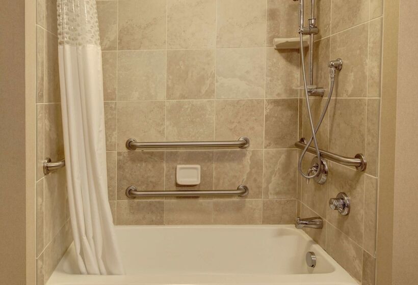 酒店 Hampton Inn & Suites Alexandria