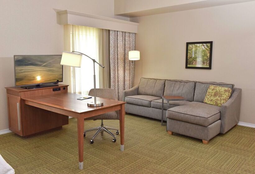 בית מלון כפרי Hampton Inn & Suites Alexandria