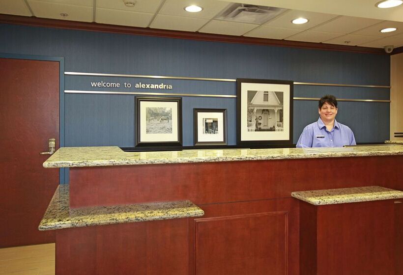 酒店 Hampton Inn & Suites Alexandria